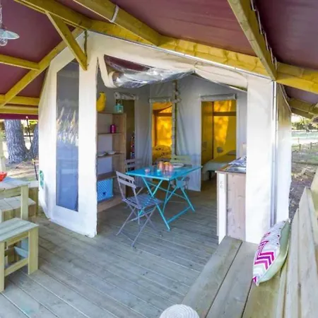 Camping 3 Etoiles - Piscine - Eehfhg *
